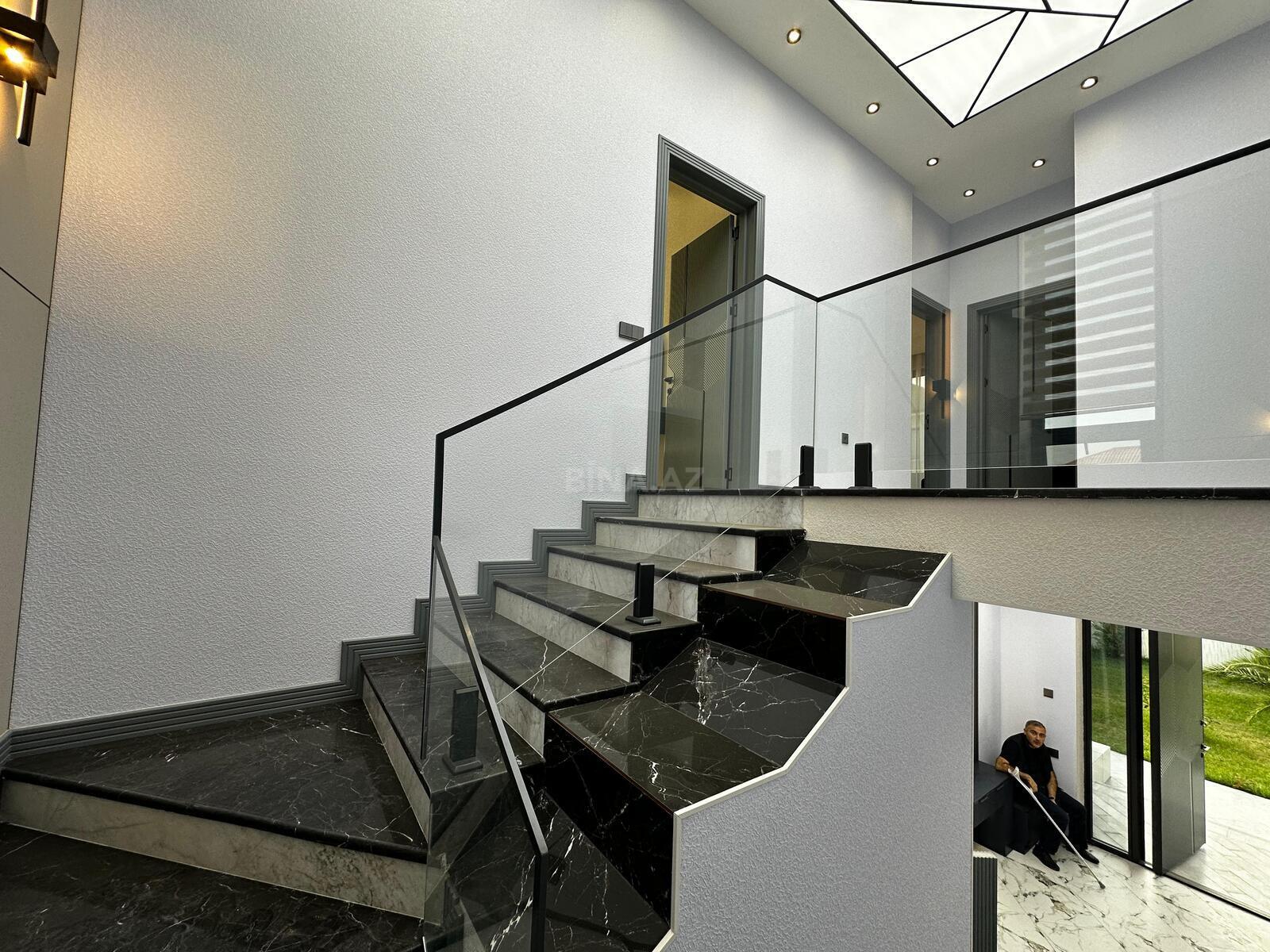 5 otaqlı Həyət evi/Bağ evi, Mərdəkan q., Bakı