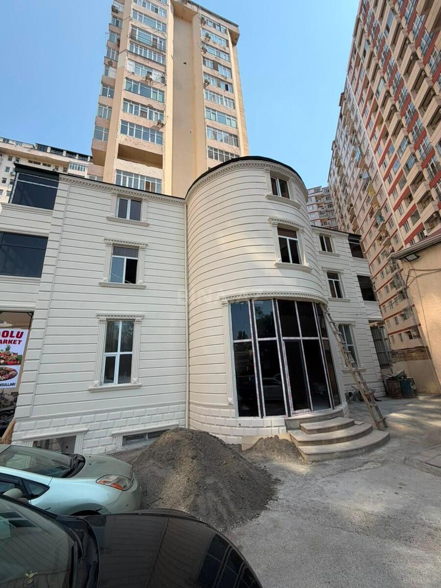 Obyekt 20 Yanvar m., Bakı