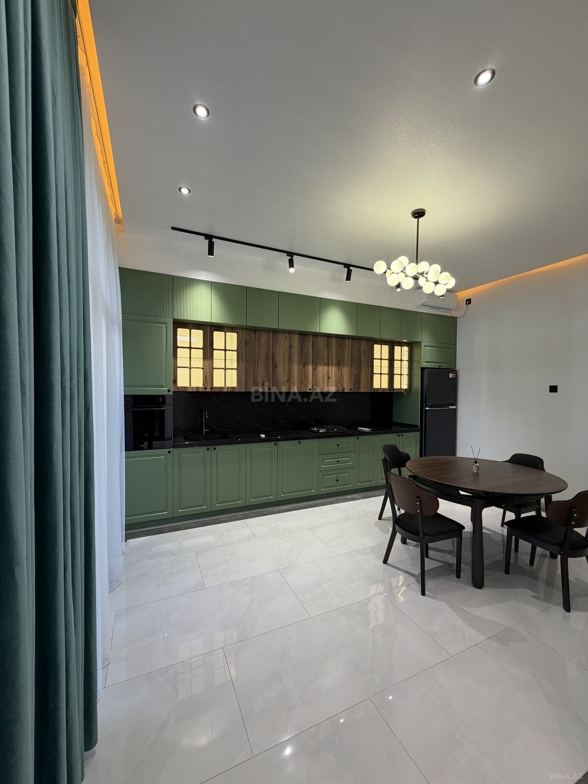 5 otaqlı Həyət evi/Bağ evi, Mərdəkan q., Bakı