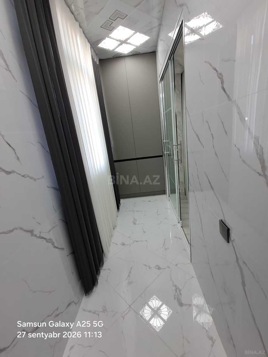 3 otaqlı Köhnə tikili, Bakıxanov q., Bakı