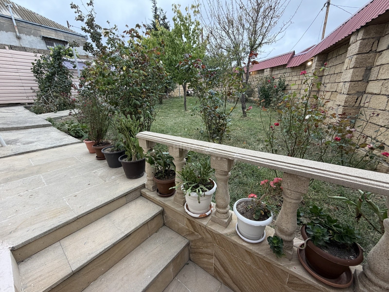 3 otaqlı Həyət evi/Bağ evi, Binəqədi q., Bakı