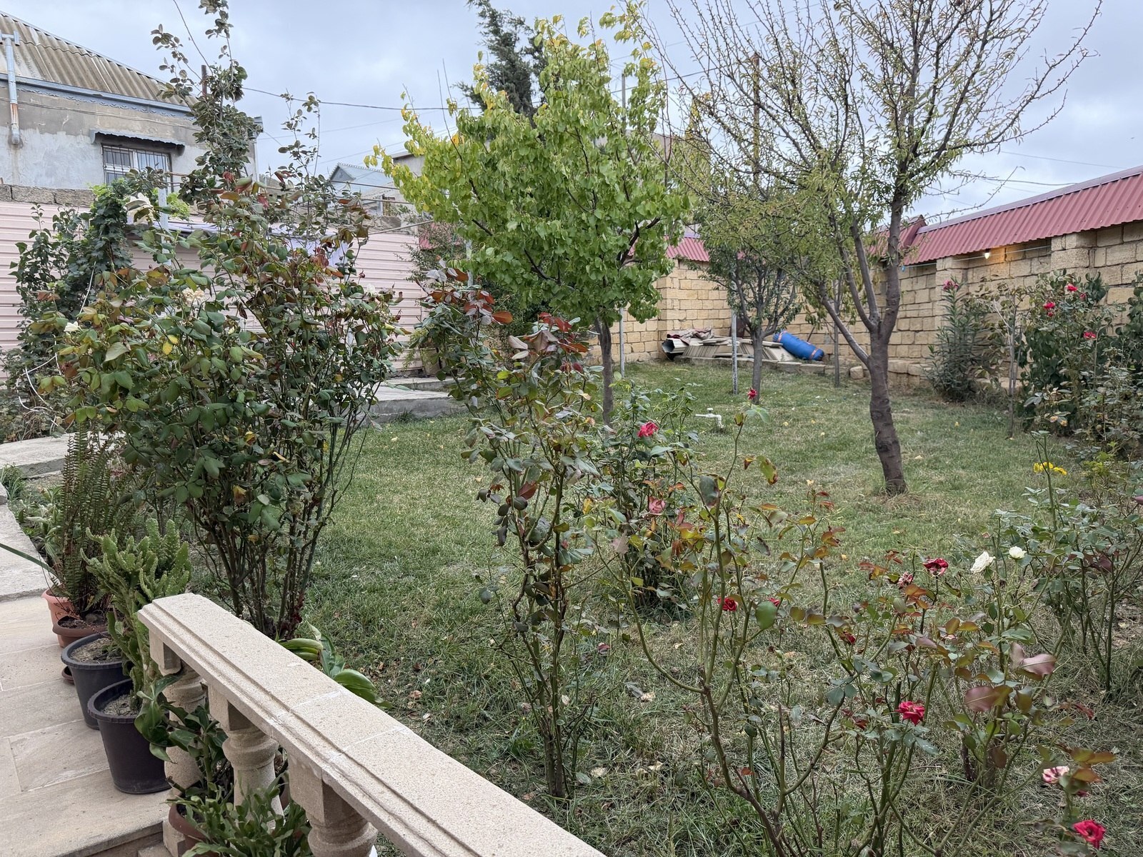 3 otaqlı Həyət evi/Bağ evi, Binəqədi q., Bakı