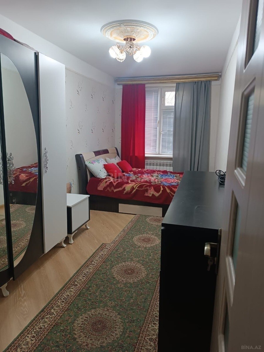 2 otaqlı Köhnə tikili, Qara Qarayev m., Bakı