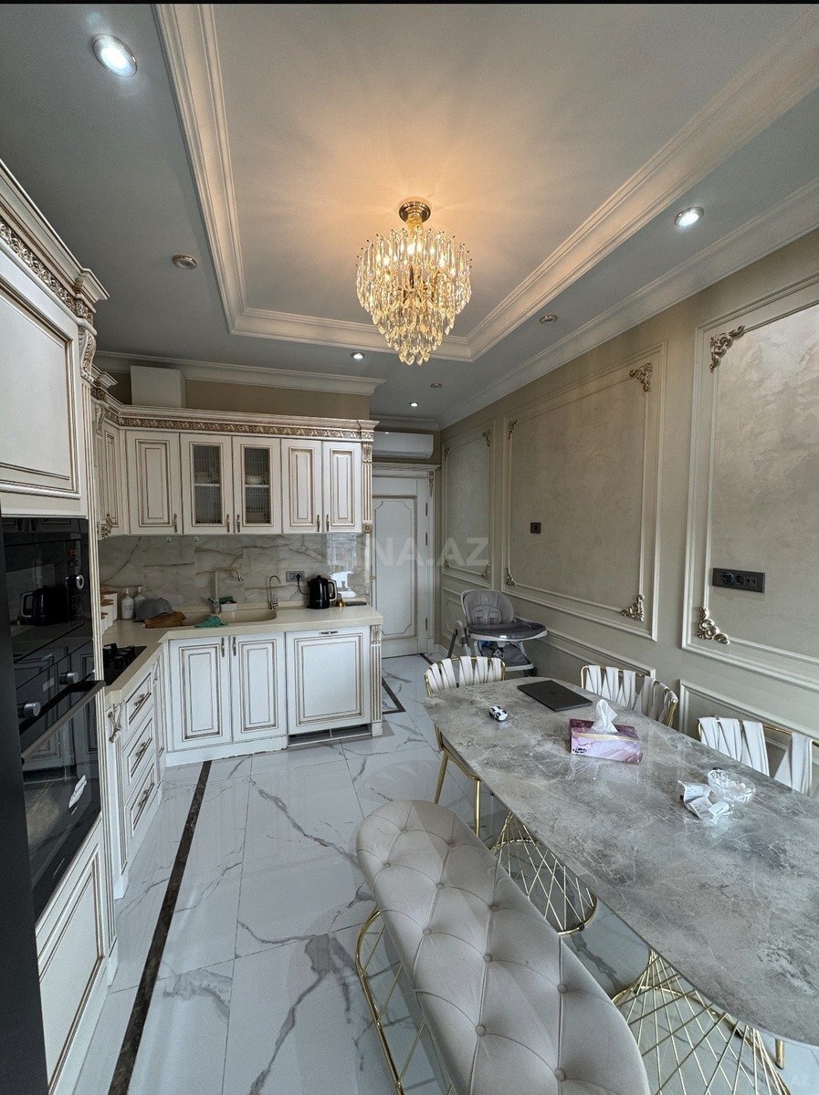 3 otaqlı Yeni tikili, 8 Noyabr m., Bakı