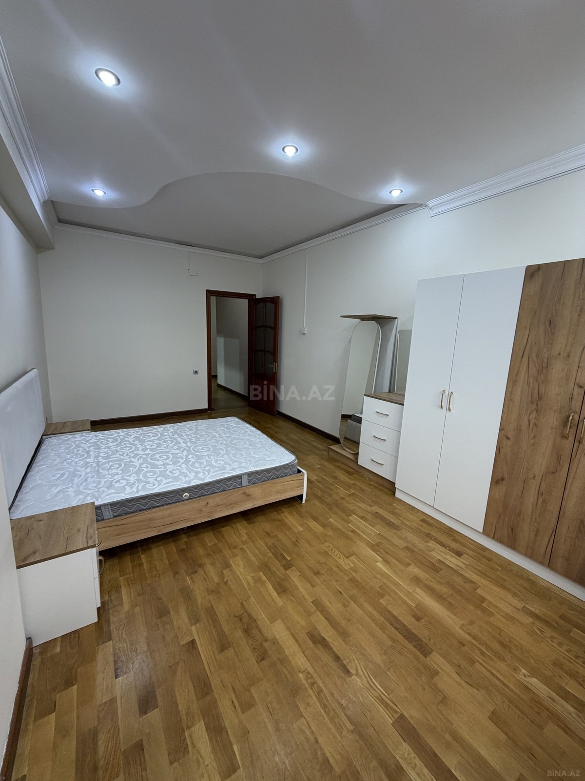 2 otaqlı Yeni tikili, İnşaatçılar m., Bakı