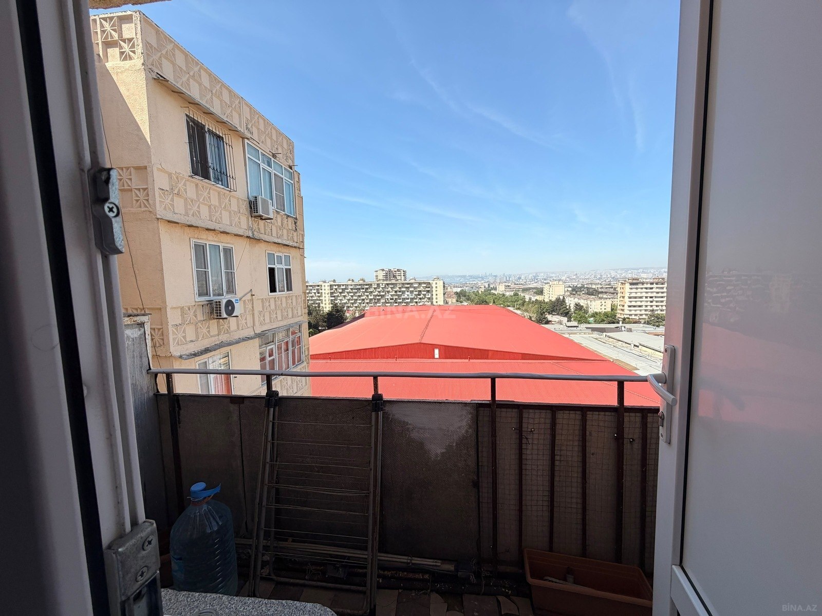 2 otaqlı Köhnə tikili, Xalqlar Dostluğu m., Bakı