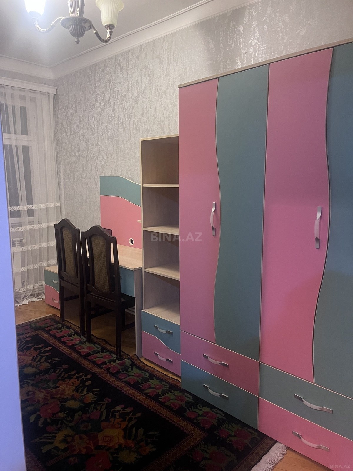3 otaqlı Köhnə tikili, Əhmədli m., Bakı