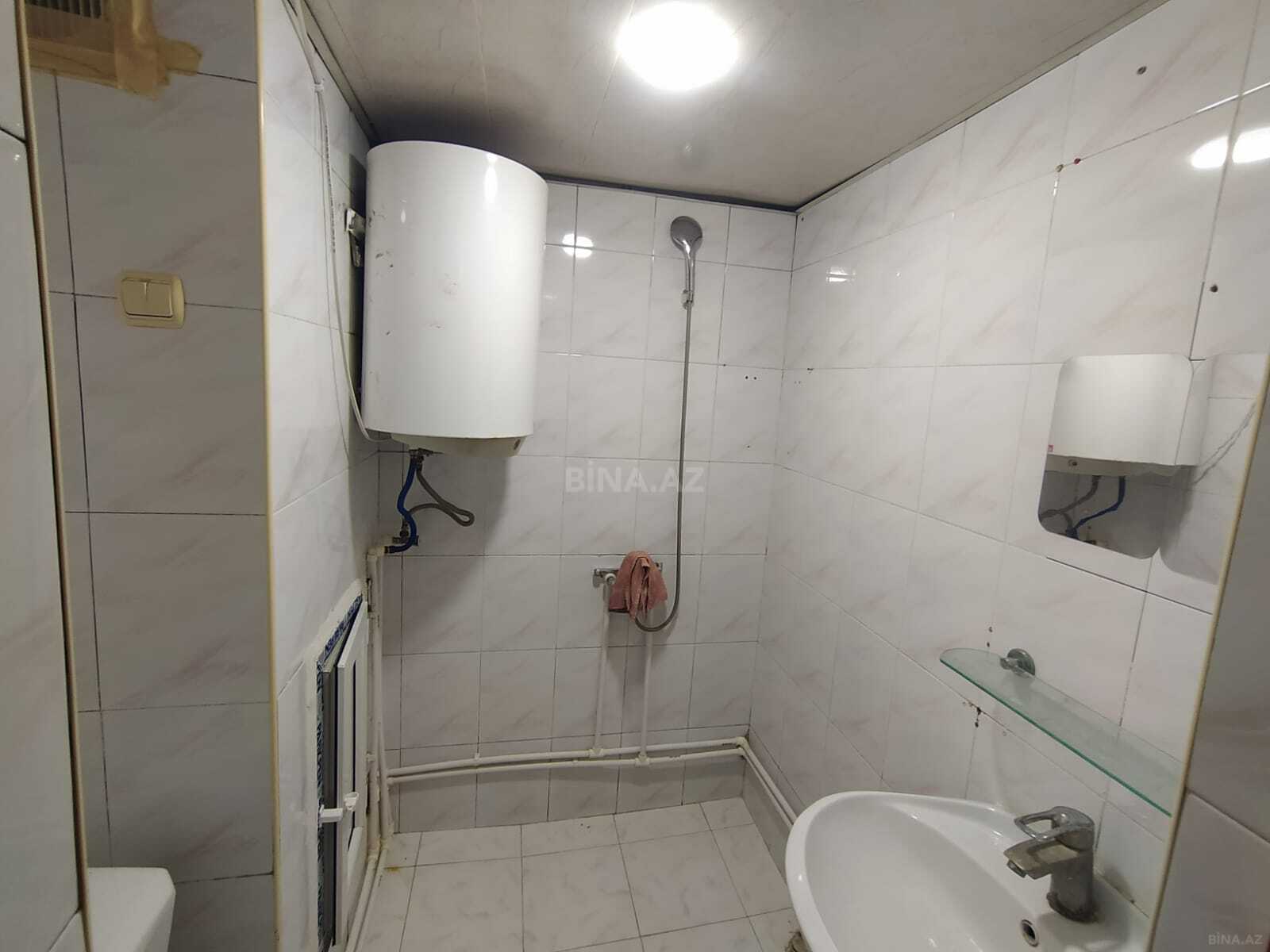 2 otaqlı Köhnə tikili, Bakıxanov q., Bakı