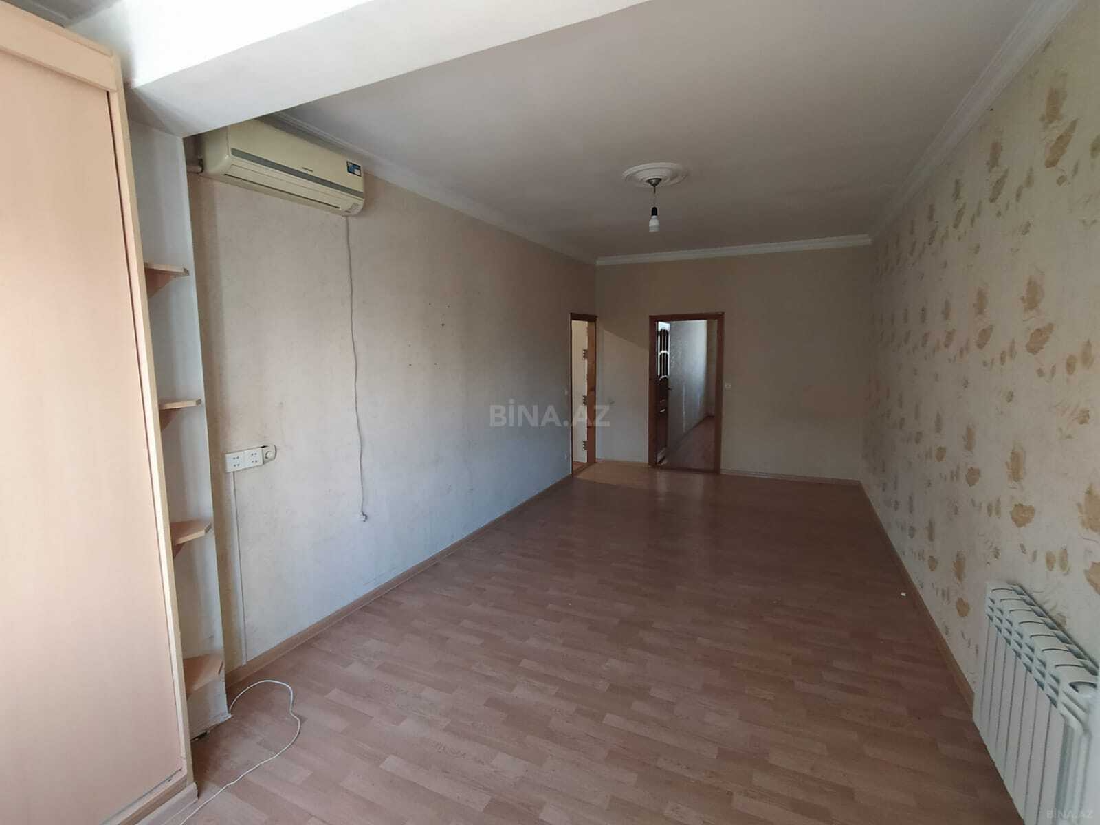 2 otaqlı Köhnə tikili, Bakıxanov q., Bakı