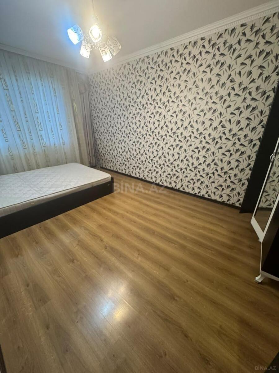 3 otaqlı Köhnə tikili, Memar Əcəmi m., Bakı