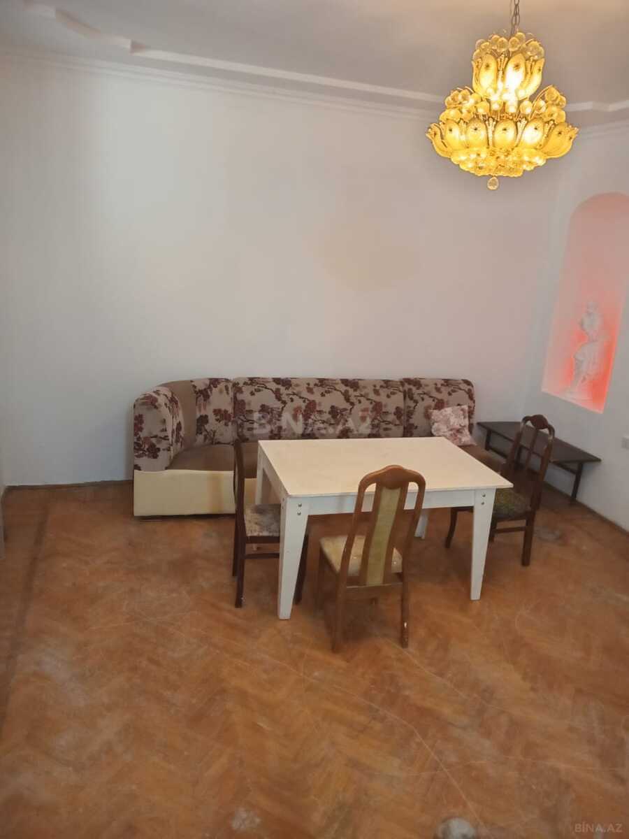2 otaqlı Köhnə tikili, İçəri Şəhər m., Bakı