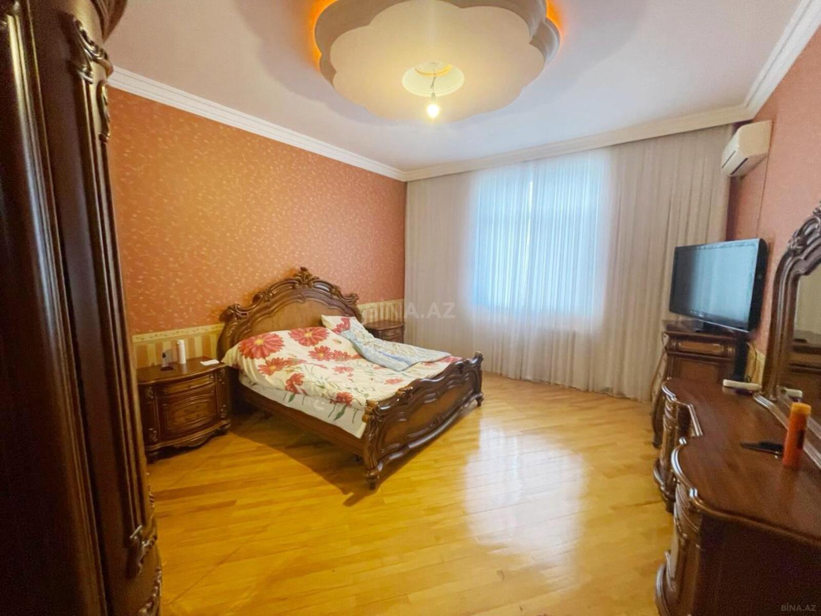 3 otaqlı Yeni tikili, Memar Əcəmi m., Bakı