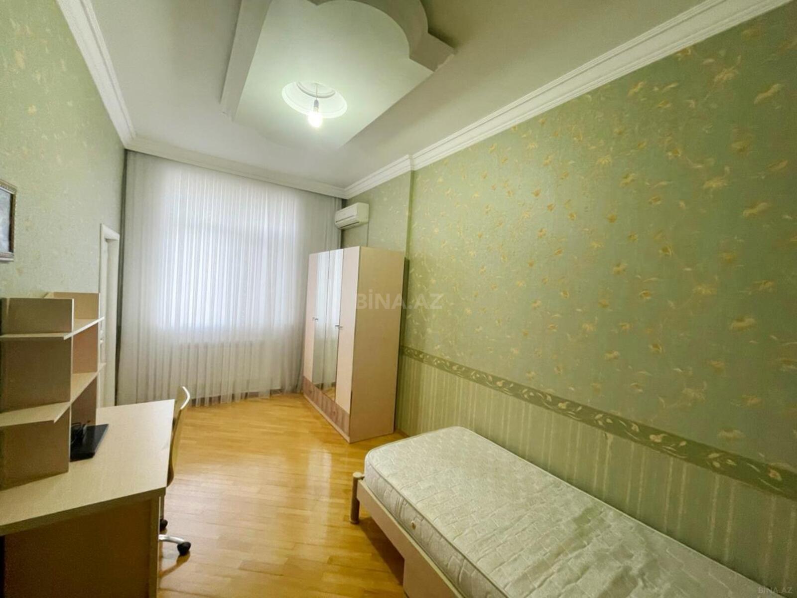 3 otaqlı Yeni tikili, Memar Əcəmi m., Bakı