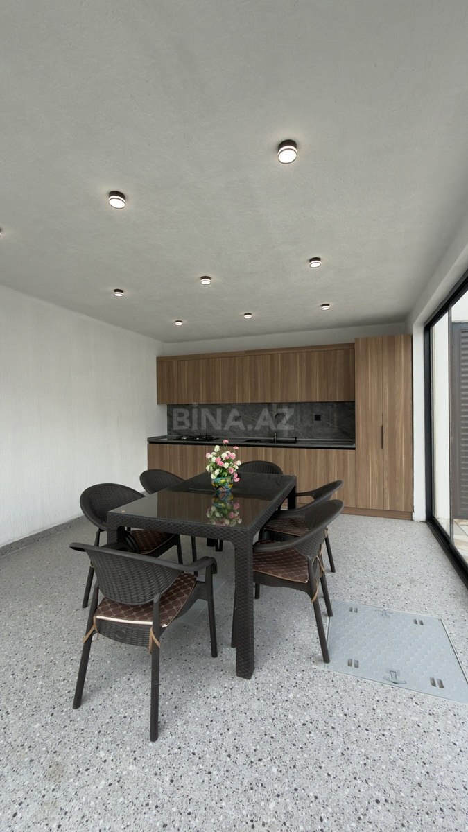 4 otaqlı Həyət evi/Bağ evi, Şüvəlan q., Bakı