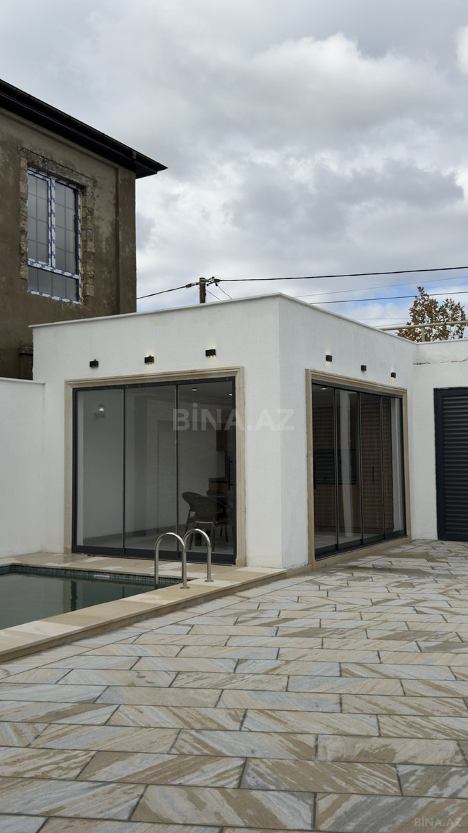 4 otaqlı Həyət evi/Bağ evi, Şüvəlan q., Bakı