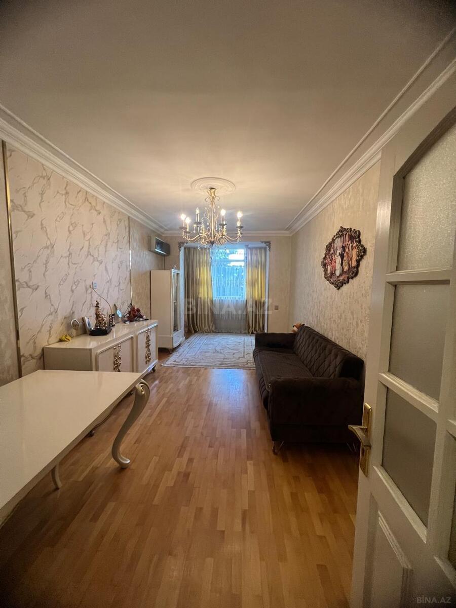 2 otaqlı Köhnə tikili, Azadlıq Prospekti m., Bakı