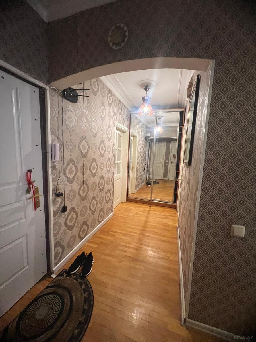 2 otaqlı Köhnə tikili, Azadlıq Prospekti m., Bakı