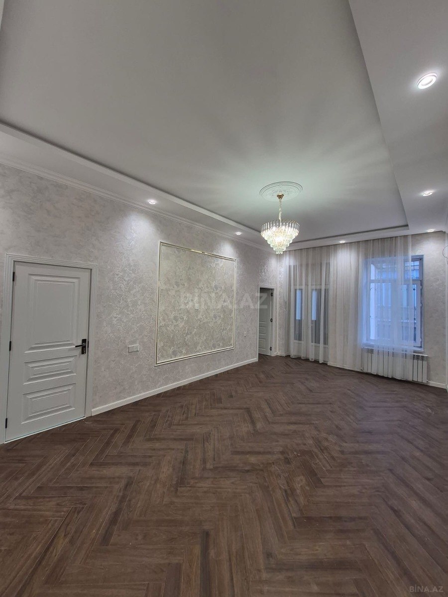 2 otaqlı Köhnə tikili, 28 May m., Bakı