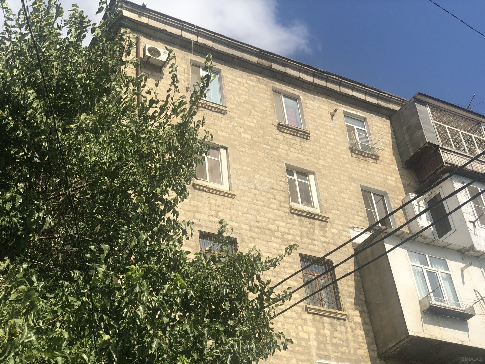 2 otaqlı Köhnə tikili, Nizami m., Bakı