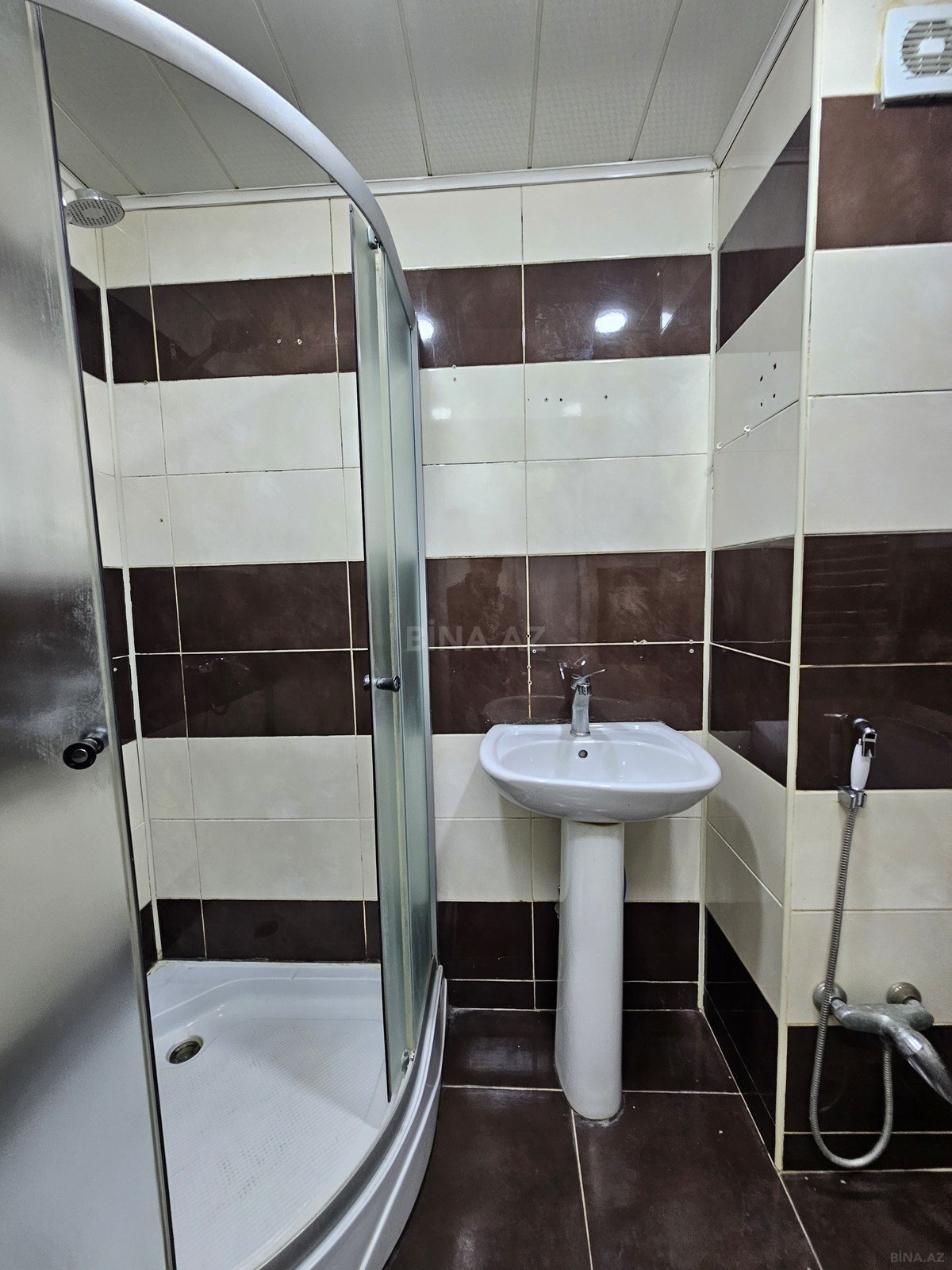 2 otaqlı Yeni tikili, Xırdalan