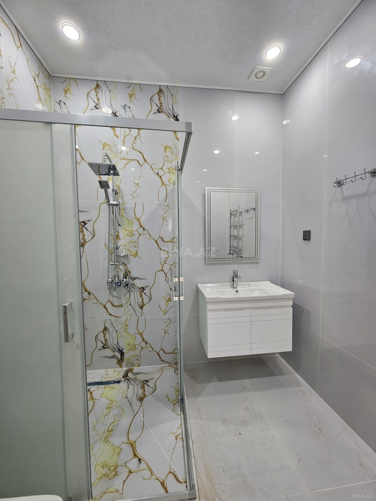 4 otaqlı Həyət evi/Bağ evi, Şüvəlan q., Bakı