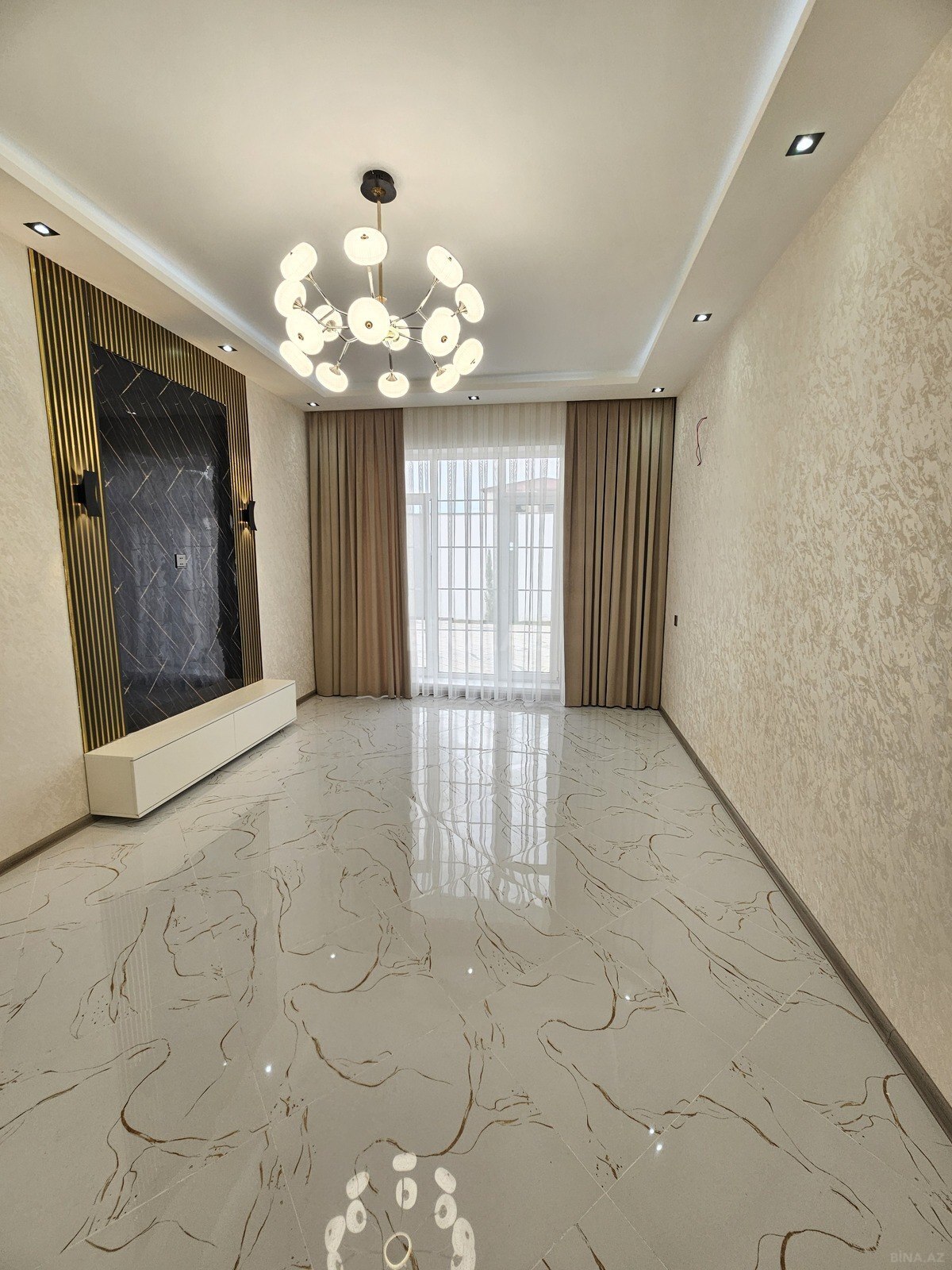 4 otaqlı Həyət evi/Bağ evi, Şüvəlan q., Bakı