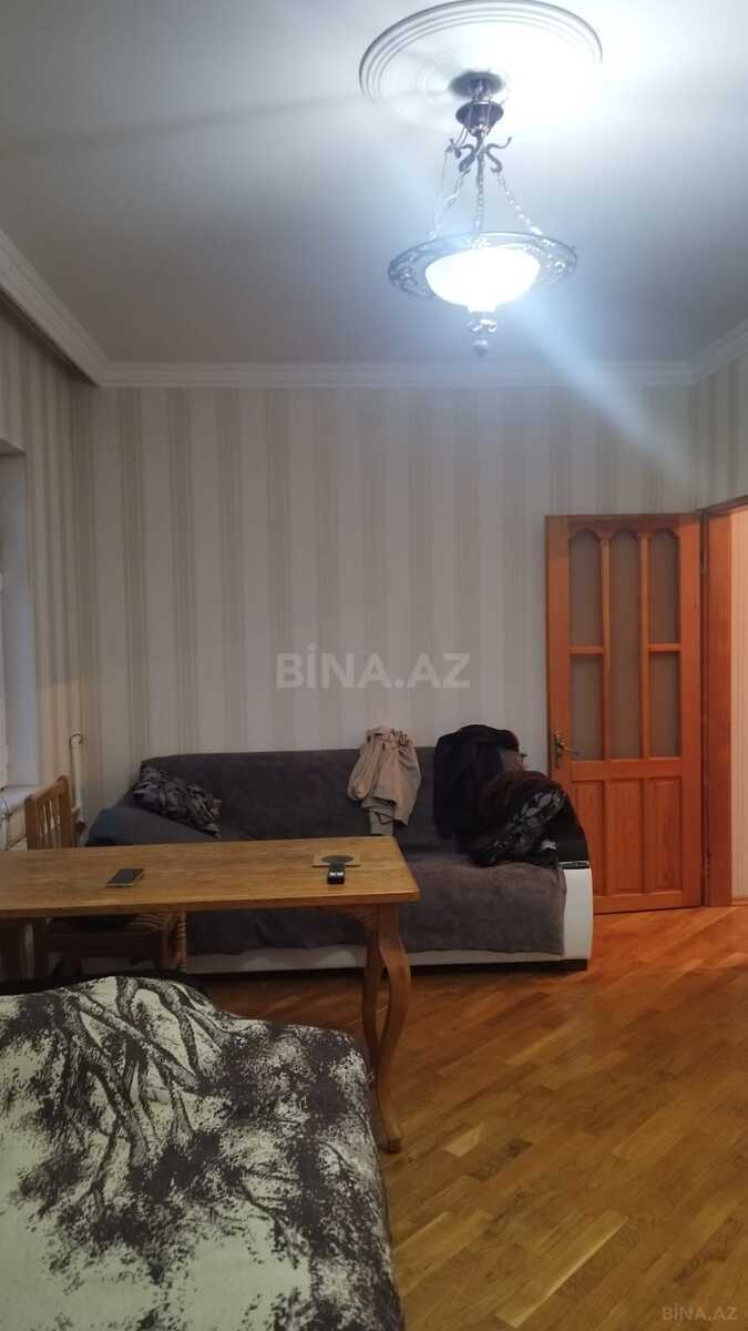 1 otaqlı Köhnə tikili, Yeni Günəşli q., Bakı