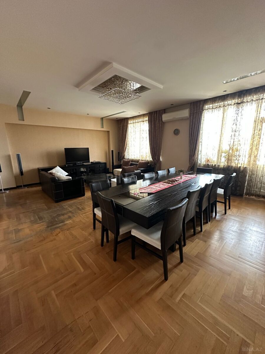3 otaqlı Yeni tikili, 28 May m., Bakı