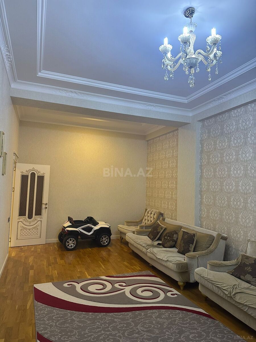 4 otaqlı Yeni tikili, Sumqayıt