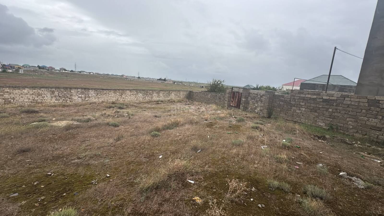 Torpaq Qala q., Bakı