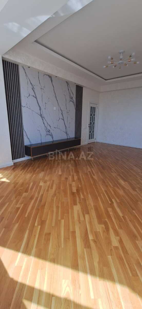 3 otaqlı Yeni tikili, 7-ci mikrorayon q., Bakı
