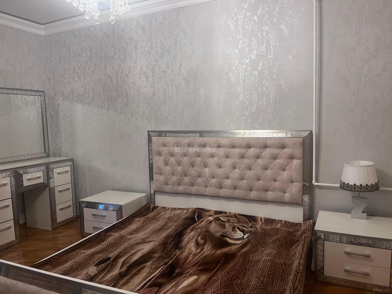 3 otaqlı Köhnə tikili, Əhmədli m., Bakı