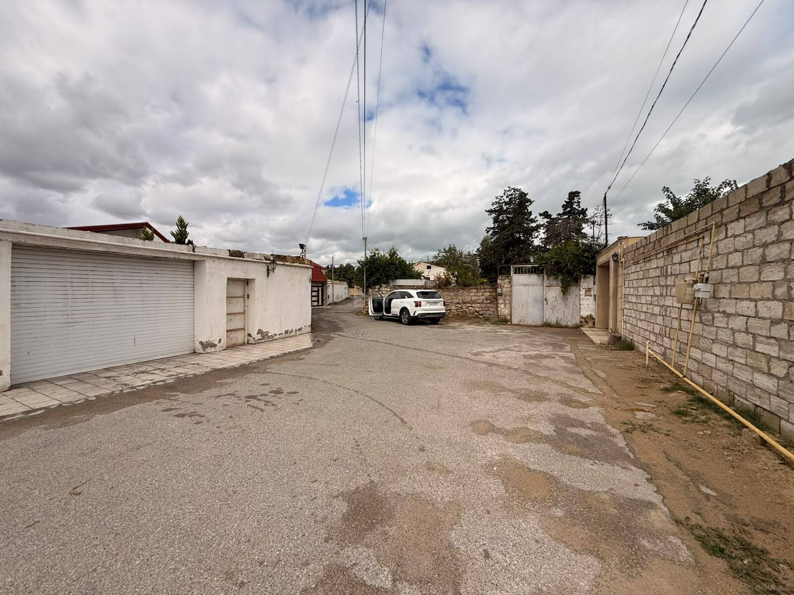 Torpaq Şüvəlan q., Bakı