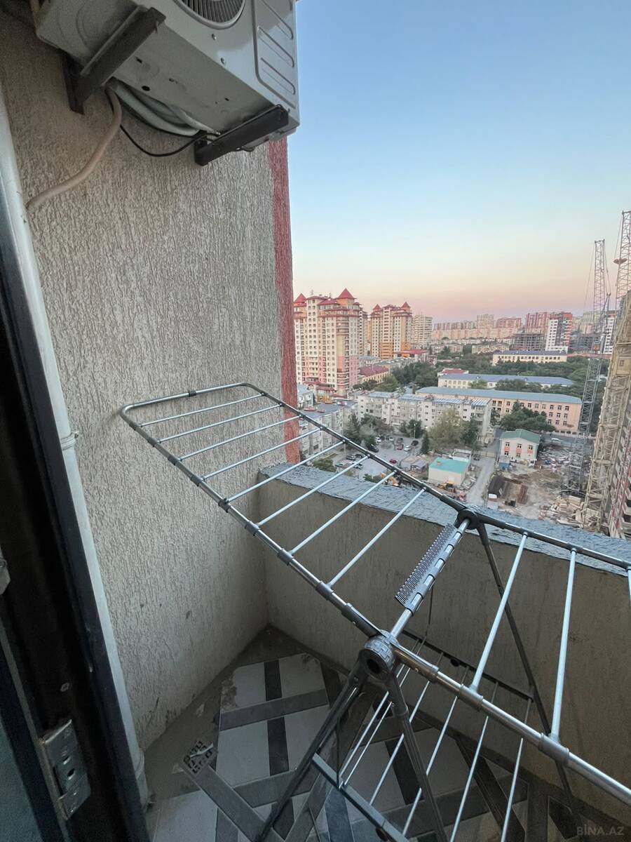 2 otaqlı Köhnə tikili, Qara Qarayev m., Bakı