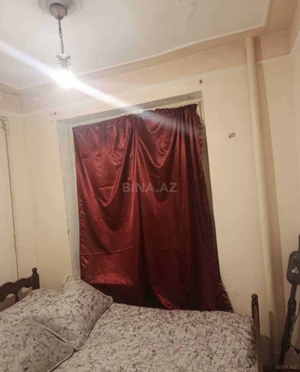2 otaqlı Köhnə tikili, Qaraçuxur q., Bakı