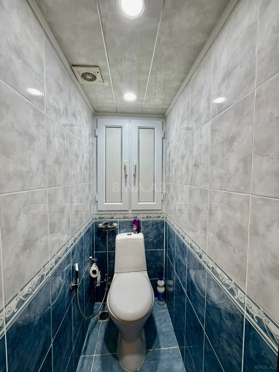 3 otaqlı Köhnə tikili, Xalqlar Dostluğu m., Bakı