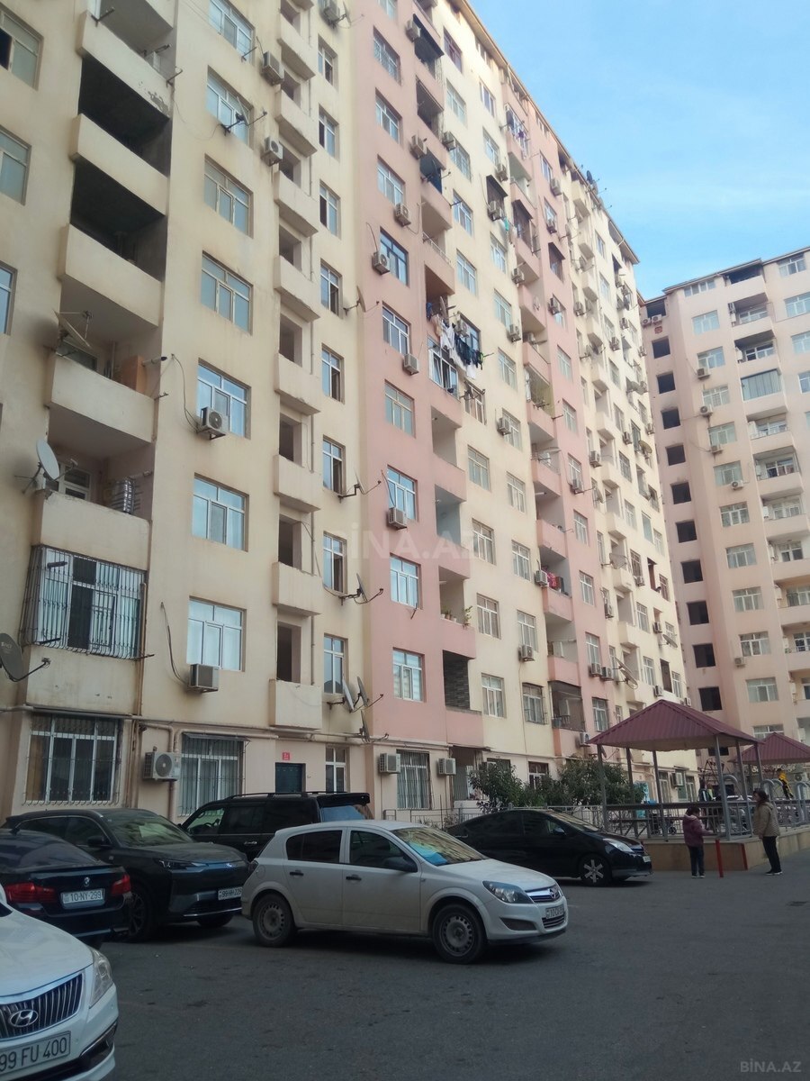 3 otaqlı Yeni tikili, Xırdalan