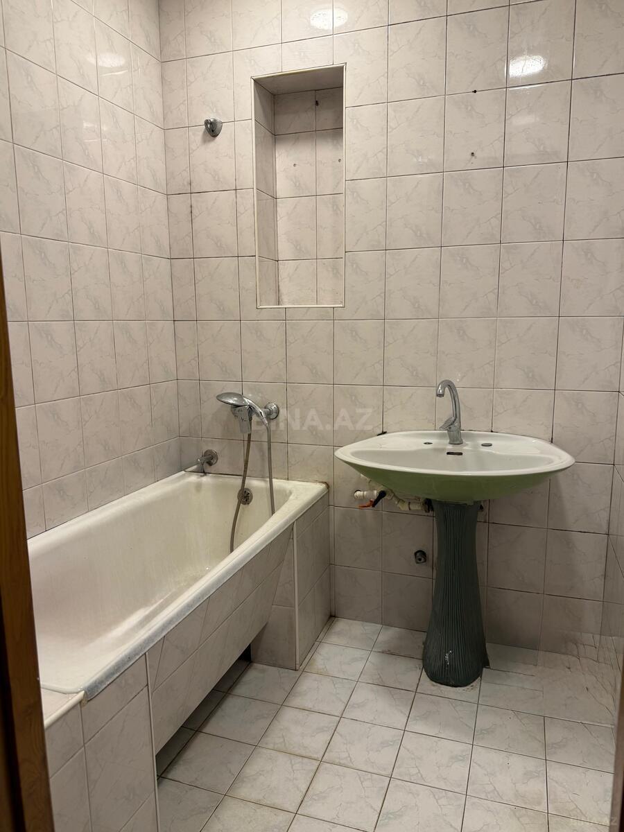 2 otaqlı Köhnə tikili, Binəqədi r., Bakı