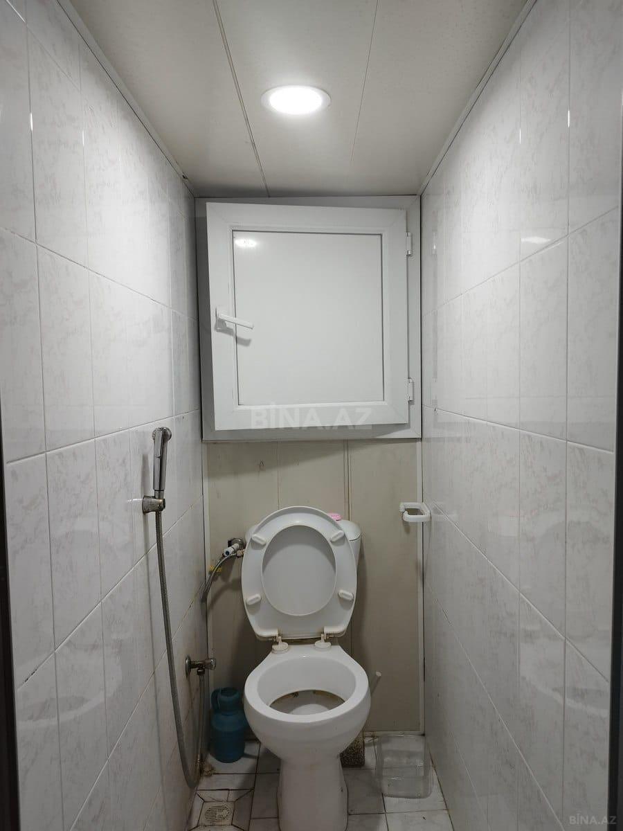 3 otaqlı Köhnə tikili, Xalqlar Dostluğu m., Bakı