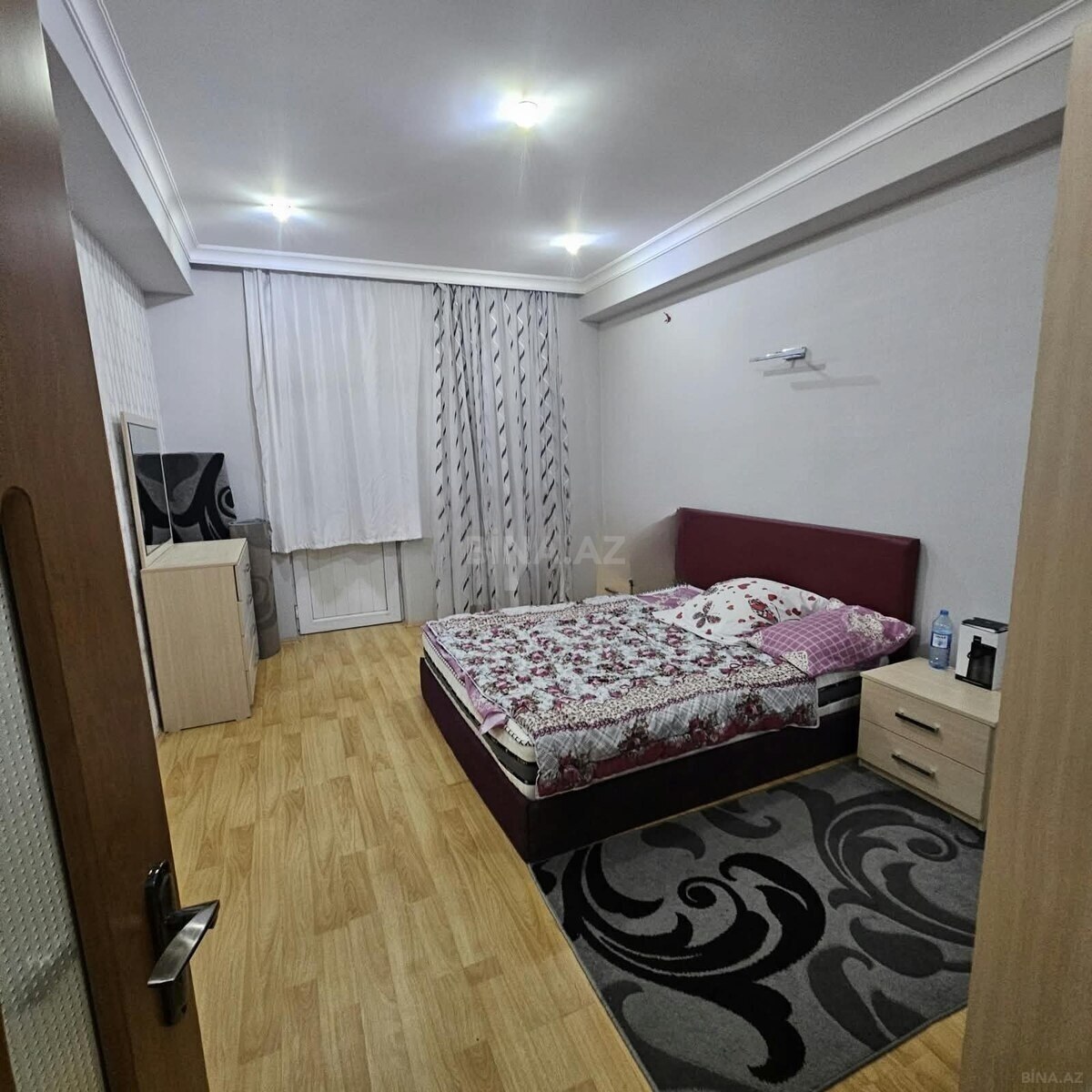 3 otaqlı Yeni tikili, Şah İsmayıl Xətai m., Bakı
