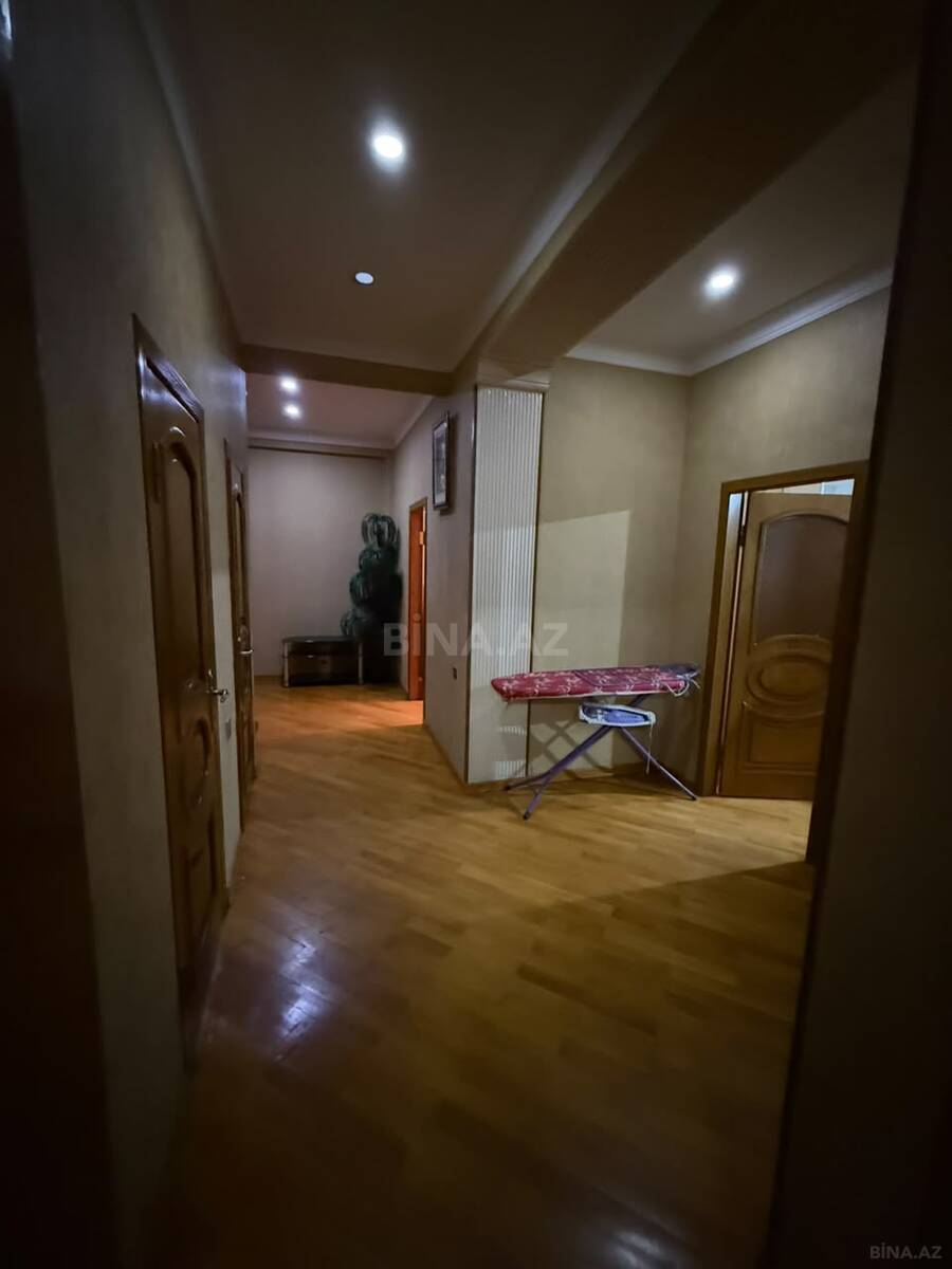 3 otaqlı Yeni tikili, Xırdalan
