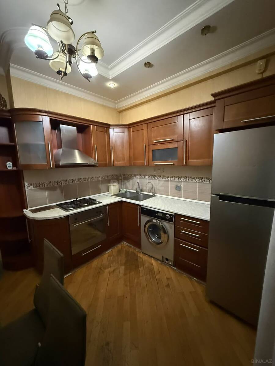 3 otaqlı Yeni tikili, Xırdalan