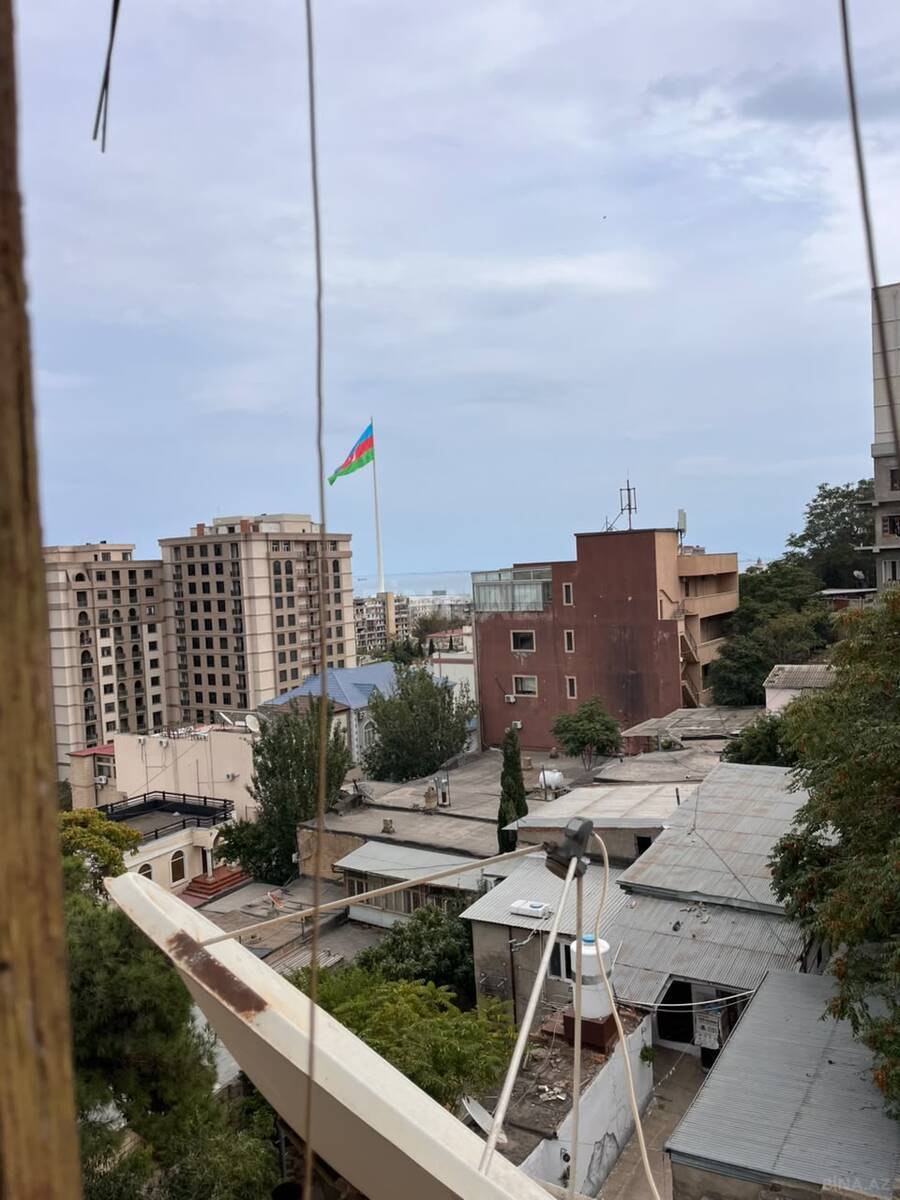 2 otaqlı Köhnə tikili, Bayıl q., Bakı