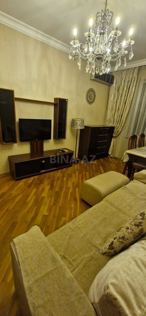 2 otaqlı Yeni tikili, Şah İsmayıl Xətai m., Bakı
