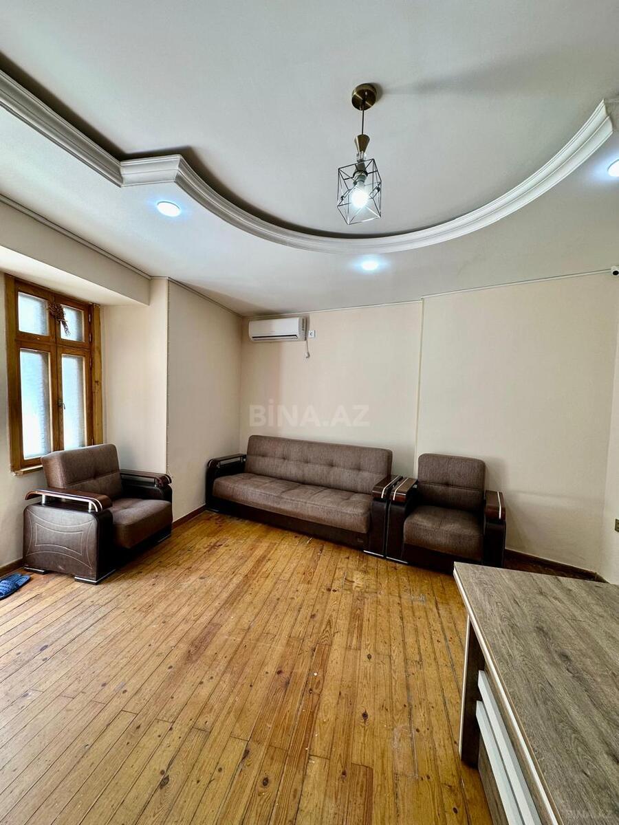 4 otaqlı Köhnə tikili, İçəri Şəhər m., Bakı