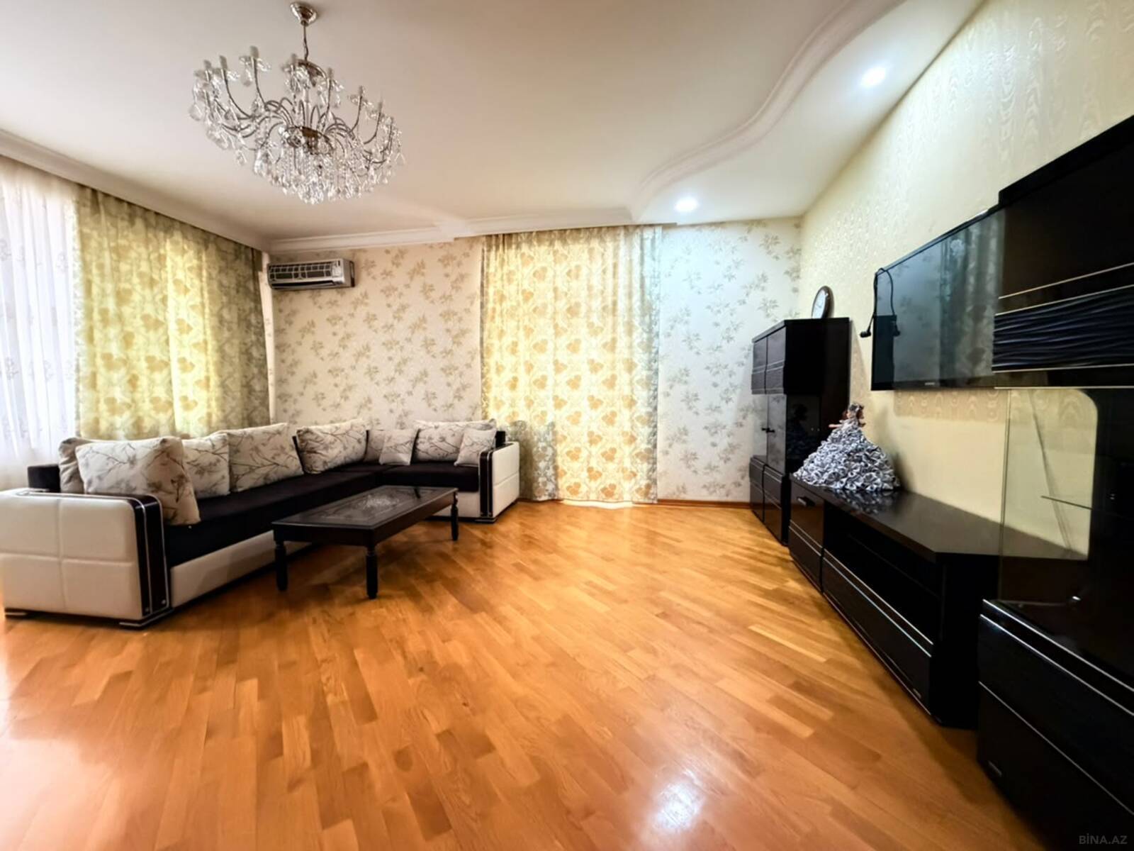 2 otaqlı Yeni tikili, 8 Noyabr m., Bakı