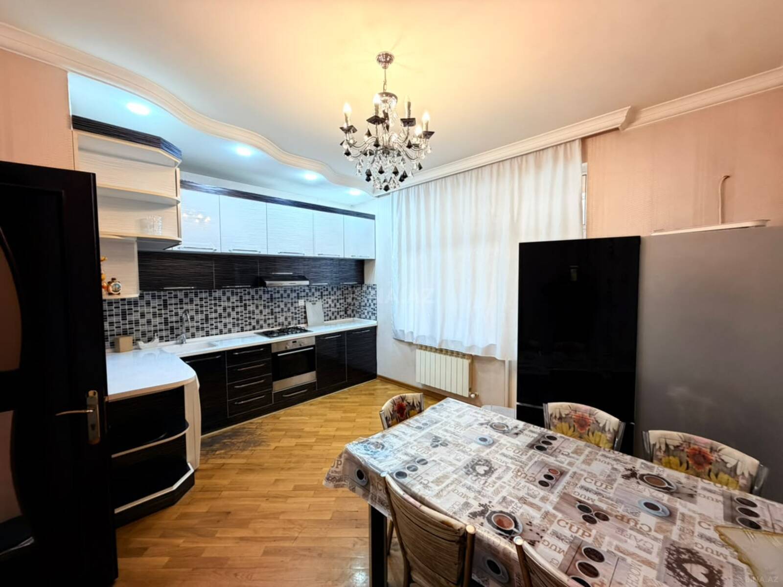 2 otaqlı Yeni tikili, 8 Noyabr m., Bakı