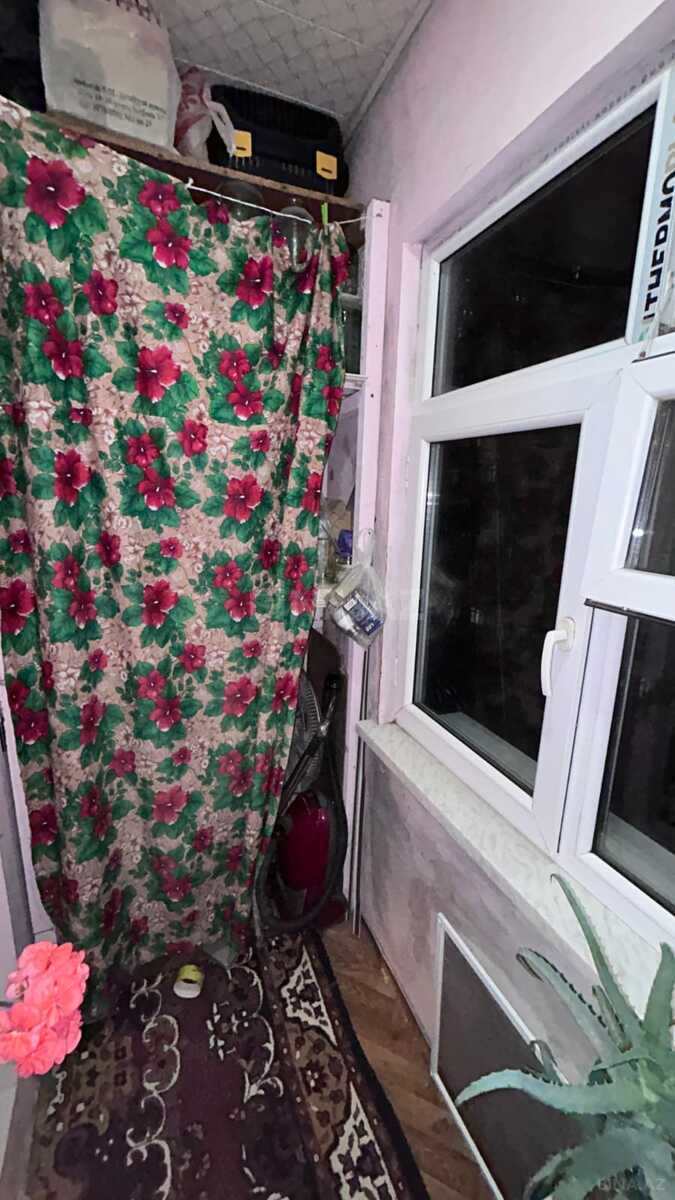 2 otaqlı Köhnə tikili, Yeni Günəşli q., Bakı