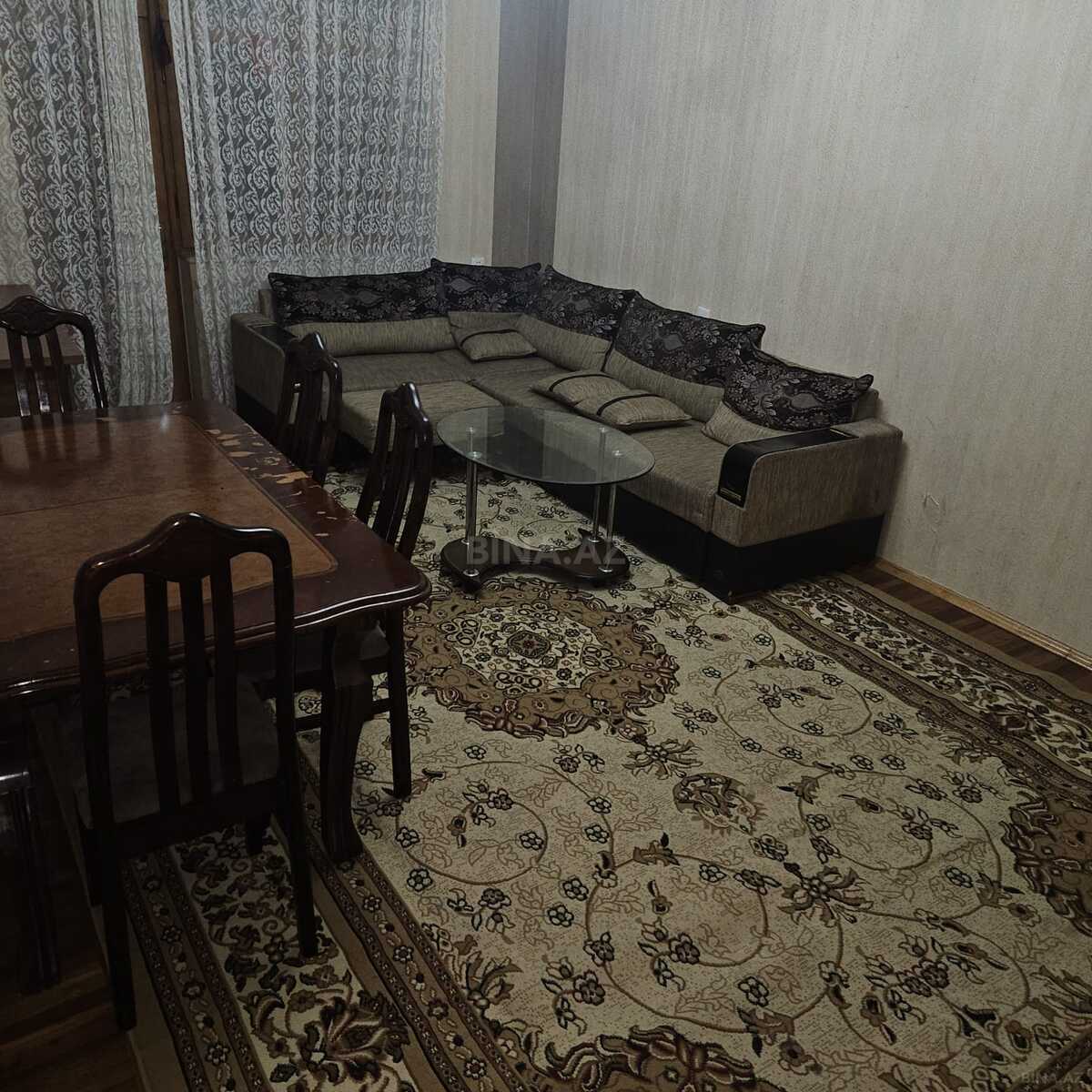 2 otaqlı Köhnə tikili, Əhmədli m., Bakı
