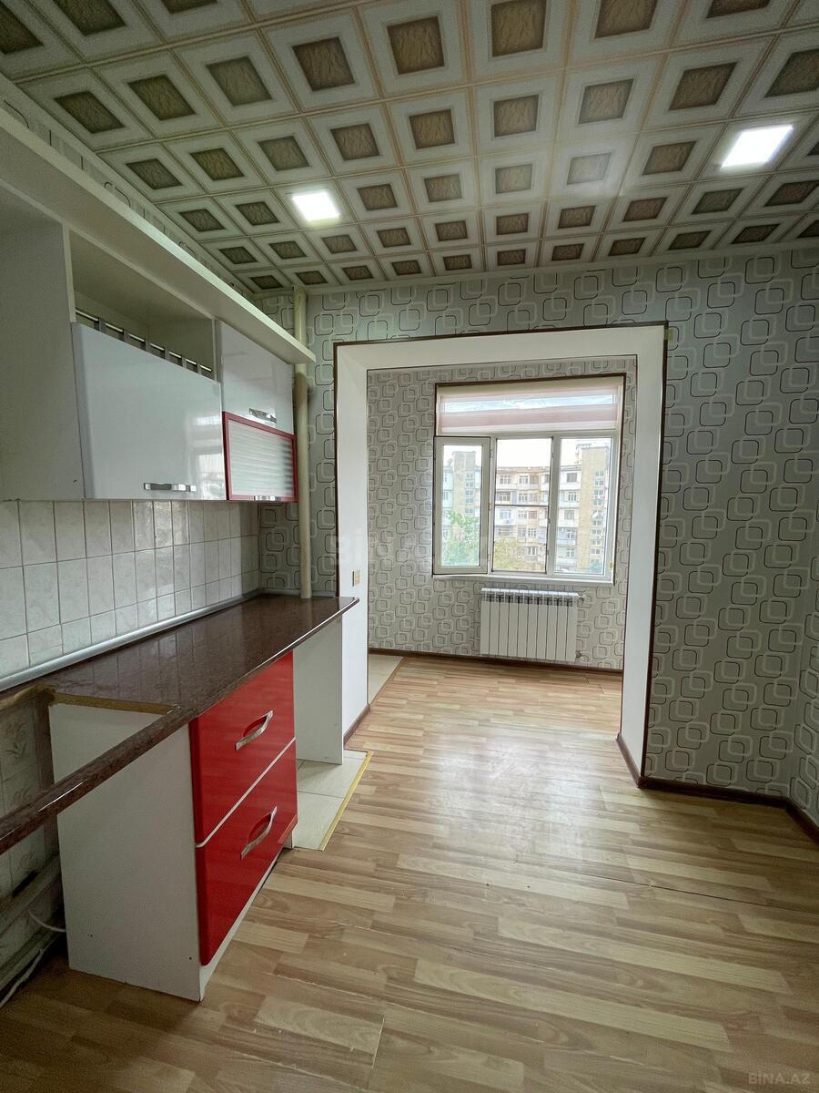 2 otaqlı Köhnə tikili, Əhmədli m., Bakı